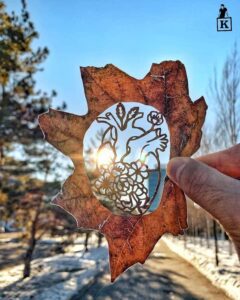 Amazing art of cutting intricate leaflets 🌿☘️